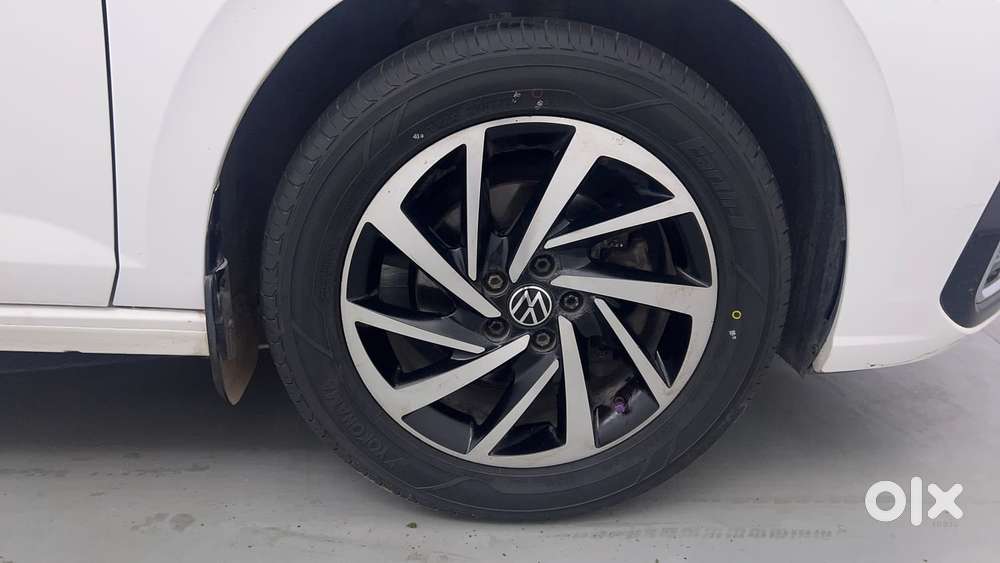 Volkswagen Virtus Highline Plus 1.0 Tsi At, 2022, Petrol