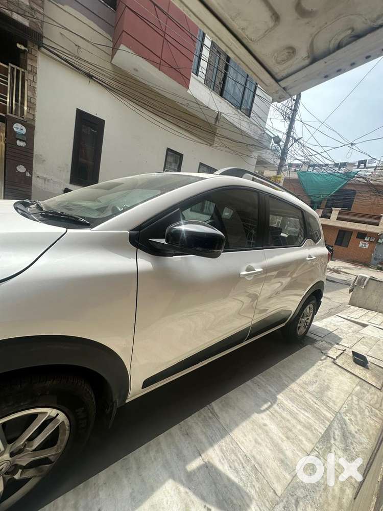 Renault Triber 2023 Petrol