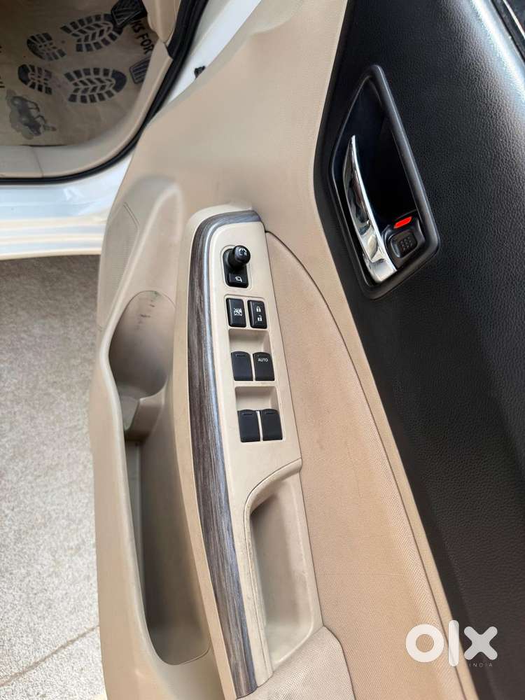 Maruti Suzuki Swift Dzire 1.3 Zxi, 2024, Petrol