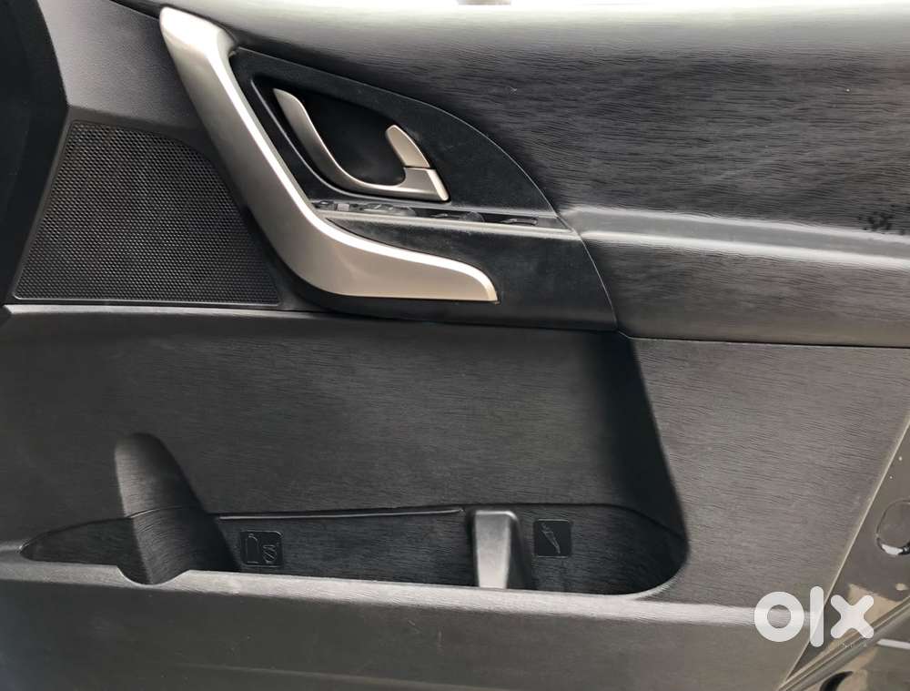 Mahindra Xuv500 W9 At 1.99, 2021, Diesel