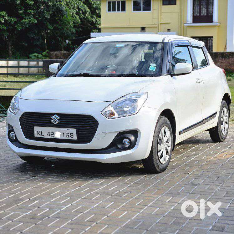Maruti Suzuki Swift Vxi + Manual, 2018, Petrol