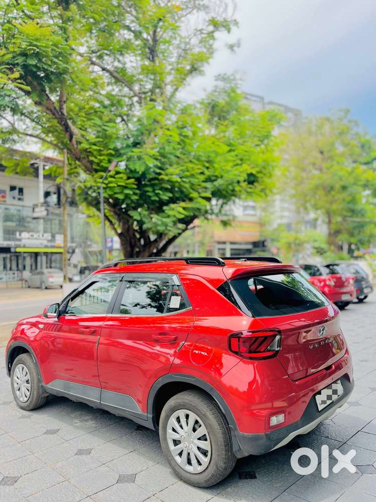 Hyundai Venue E, 2019, Petrol