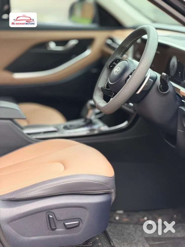 Hyundai Alcazar, 2025, Petrol