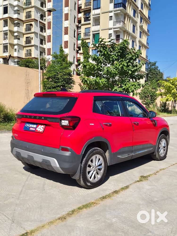 Skoda Kylaq Signature Plus, 2025, Petrol