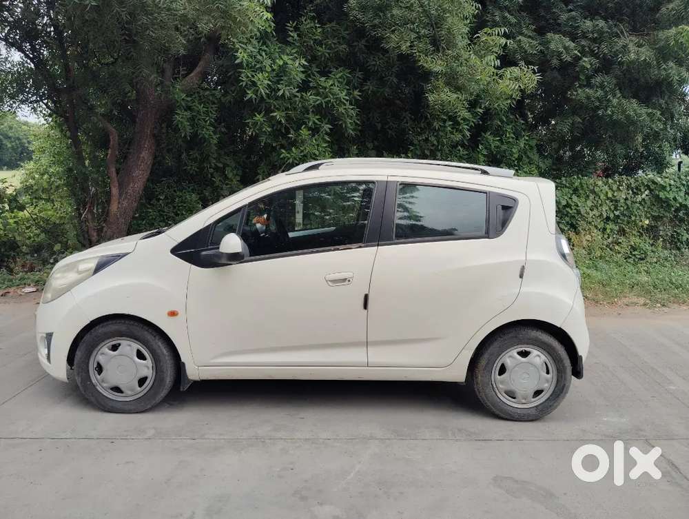 Chevrolet Aveo 2013 Petrol