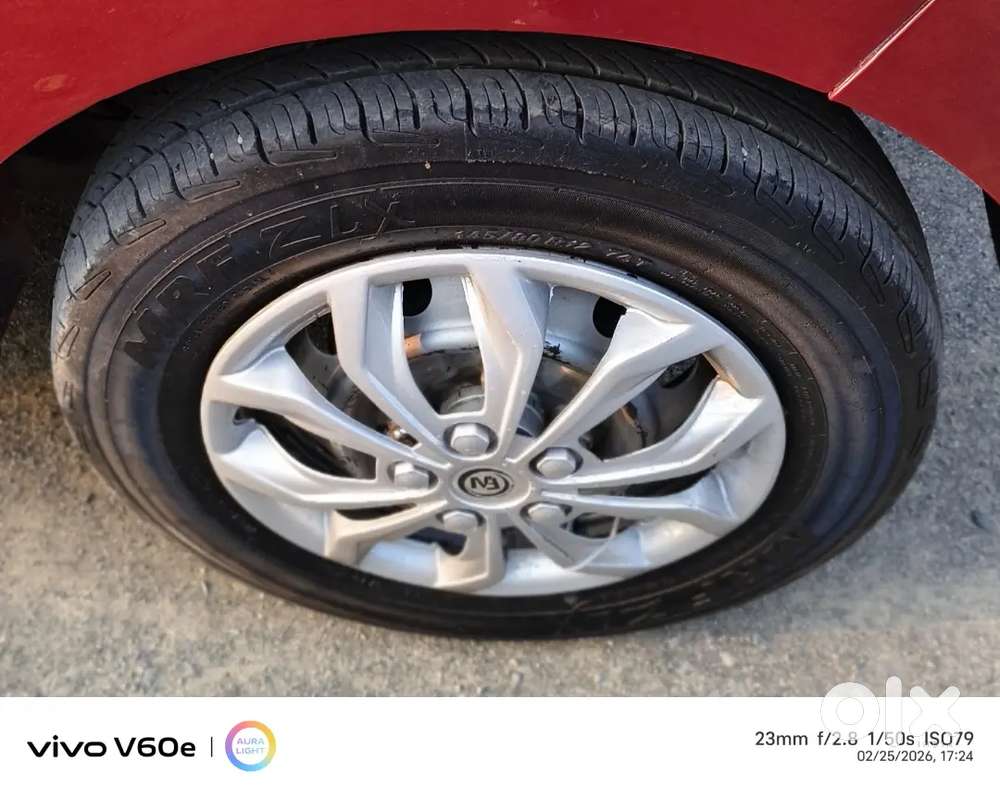Very Good Condition 4tyre New Senter Looking