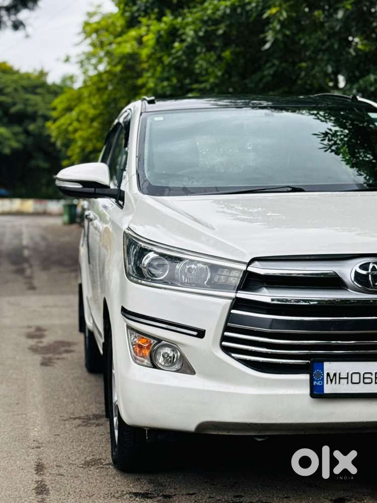 Toyota Innova Crysta 2017 With Servic Record Just Take N Drive