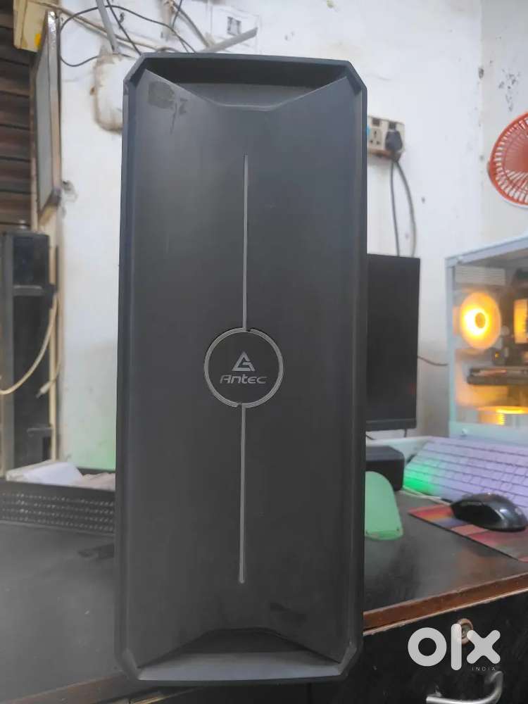 INTEL i3 Cabinet