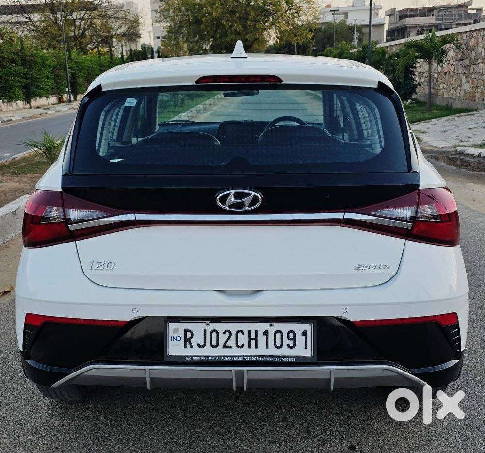 Hyundai I20 Sportz 1.2 Mt, 2023, Petrol