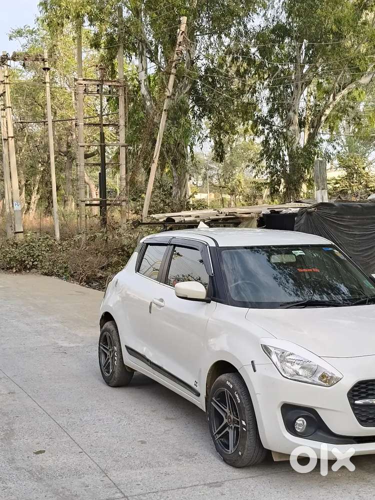 Maruti Suzuki Swift 2023 November