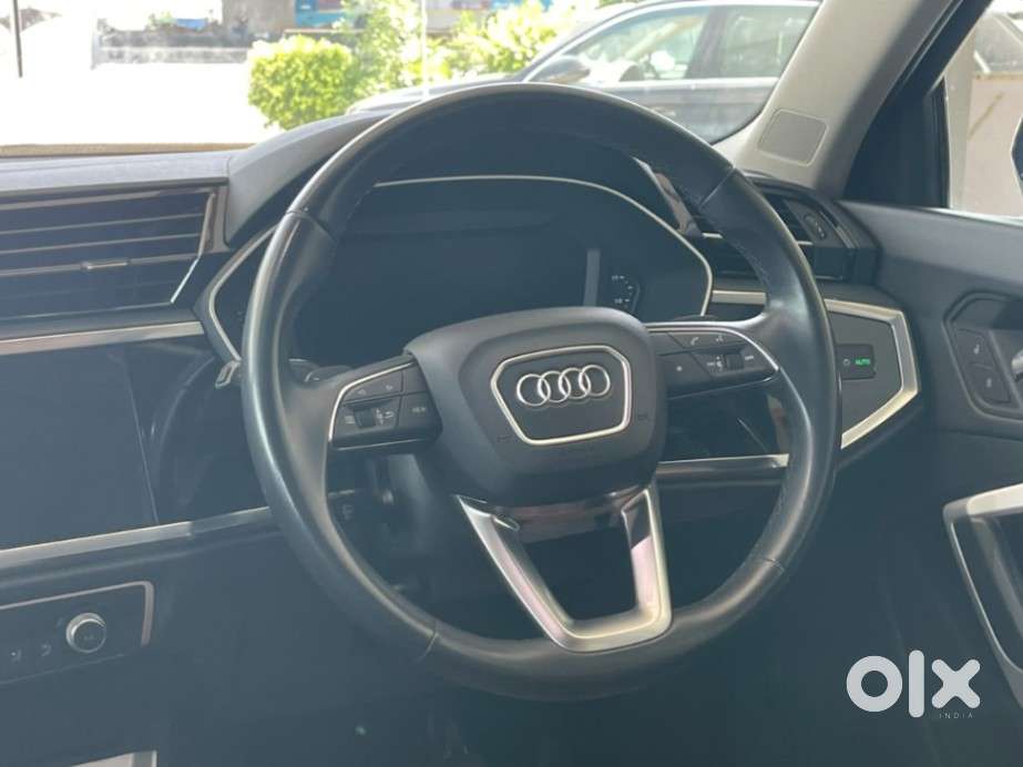 Audi Q3 40 Tfsi Premium Plus, 2023, Petrol