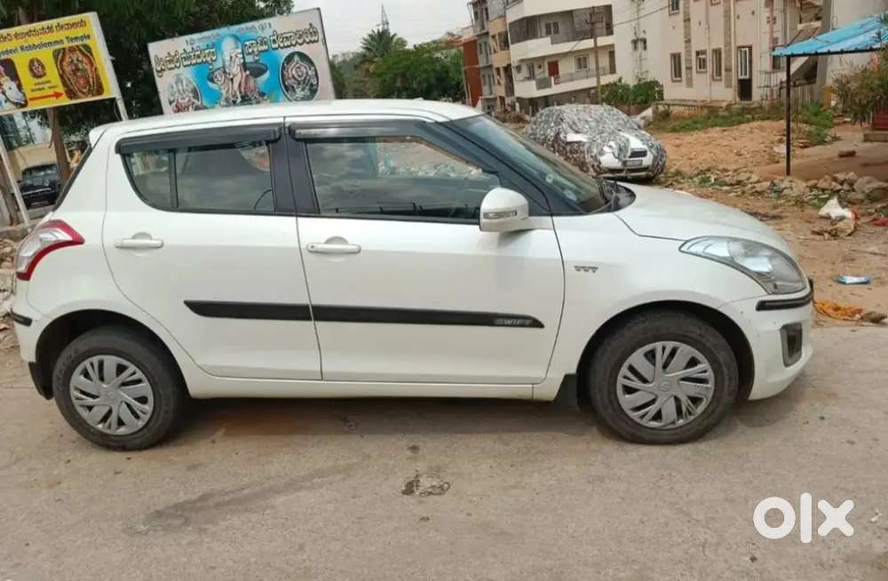 Maruti Suzuki Swift 2017 Petrol 48000 Km Driven