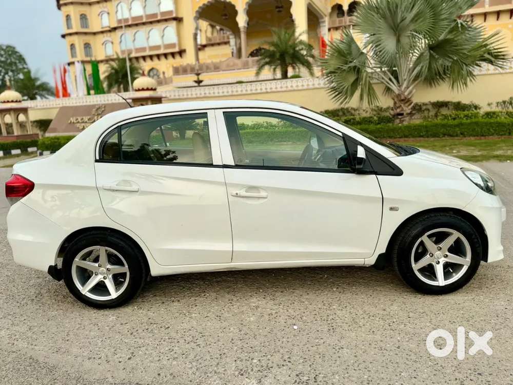 Honda Amaze 1.5 Diesel 2015 Anniversary Edition