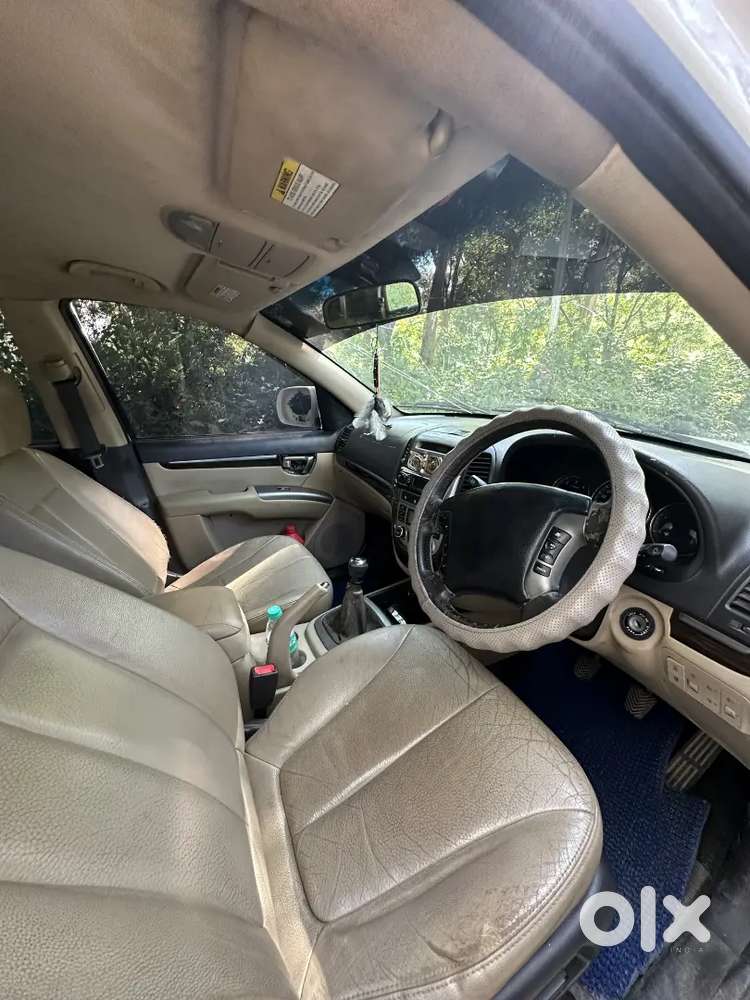 Hyundai Santa Fe 2011 Model
