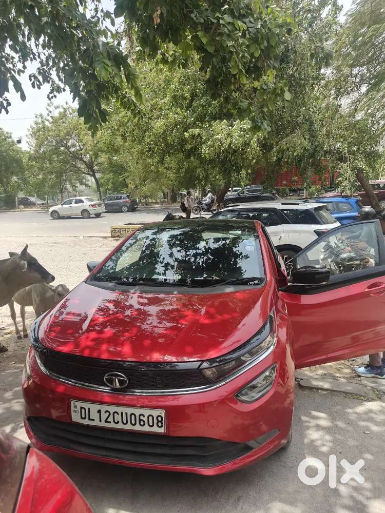 Tata Altroz 2021 Diesel Red Color For Sale - 39000 Km Driven