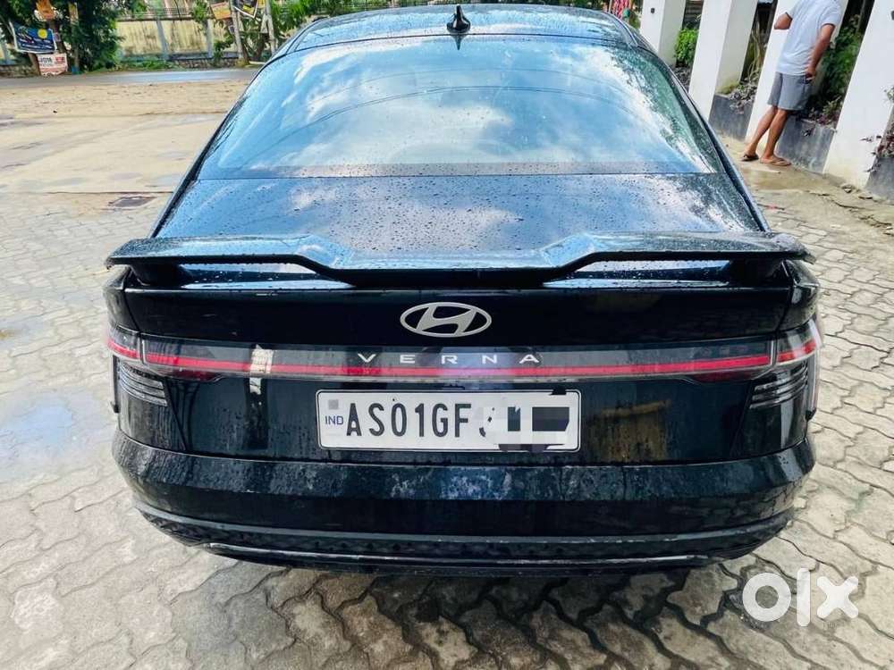 Verna  Petrol For Sale With Sunroof And Alloy 2025 Model