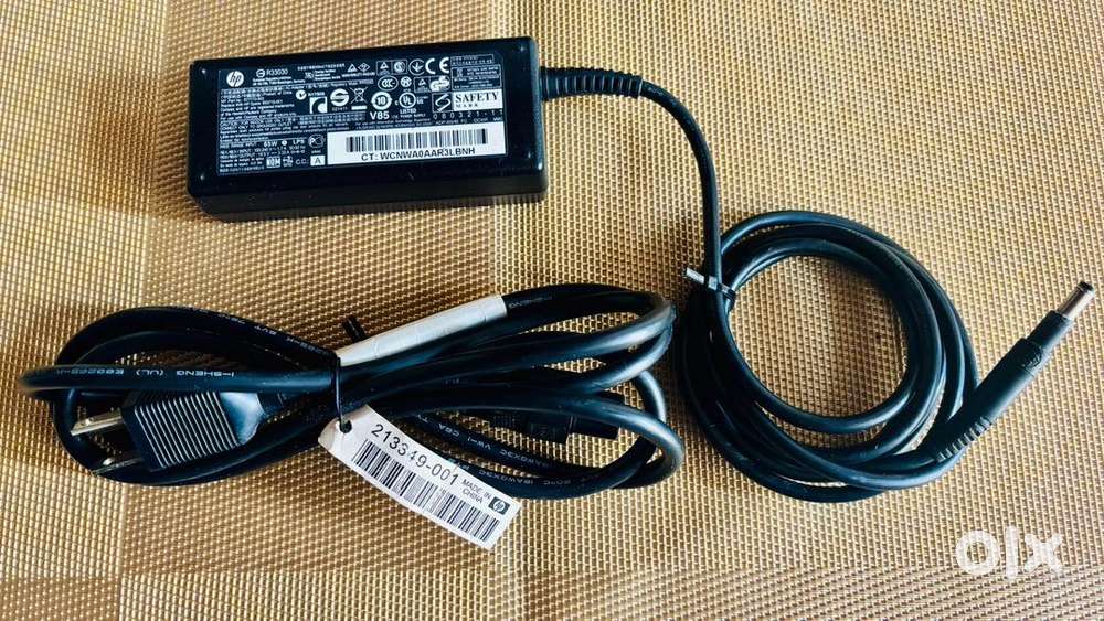 Original HP- Laptop charger with power cord