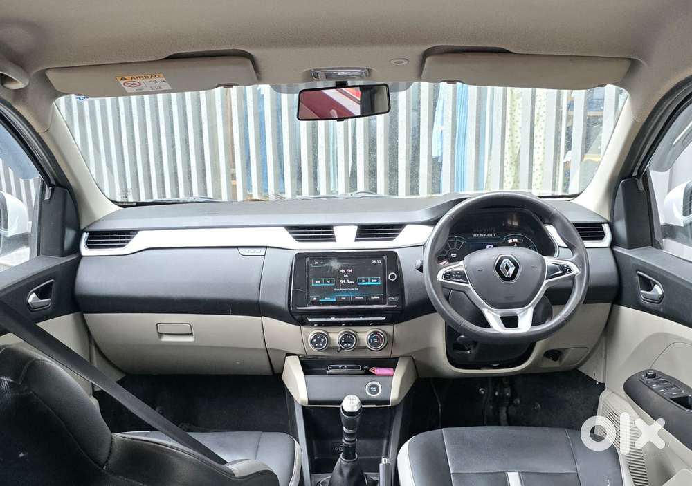 Renault Triber Rxz, 2021, Petrol