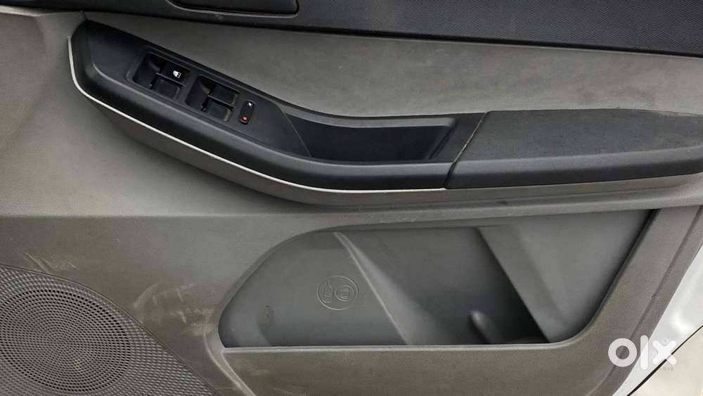 Tata Tiago 1.2 Revotron Xt, 2020, Petrol