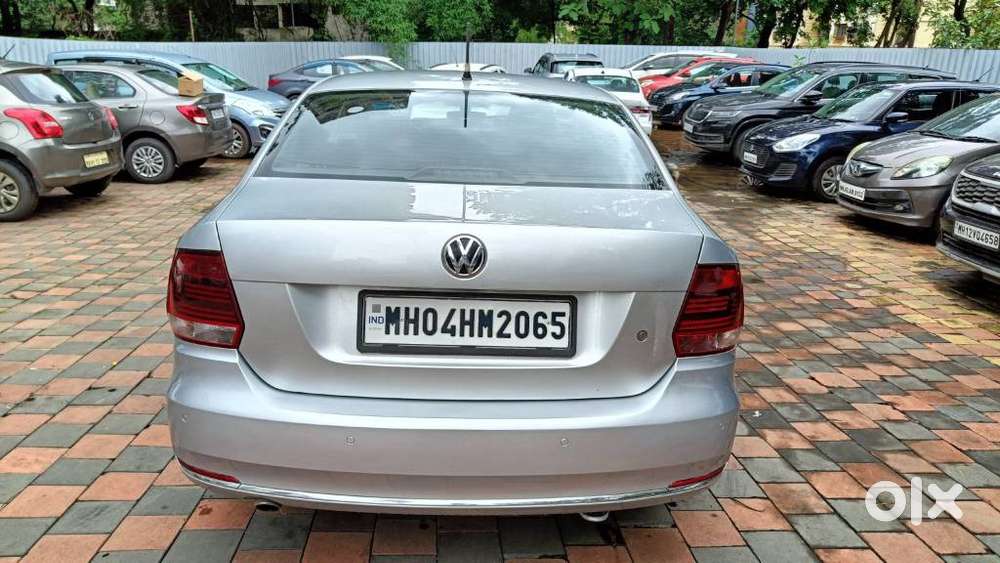 Volkswagen Vento 1.2 Tsi Highline Plus At, 2016, Petrol