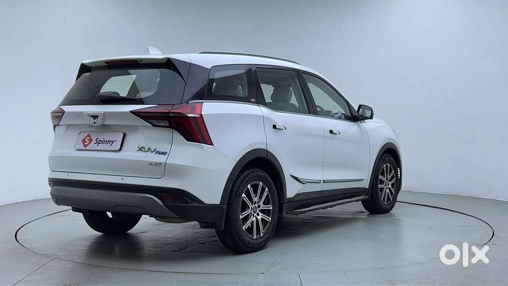 Mahindra Xuv700 2.0 Ax 7 Petrol At Str, 2022, Petrol