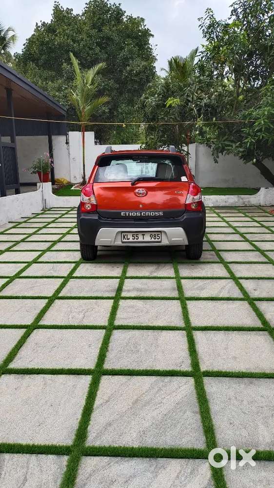 Toyota Etios Cross Gd 2016