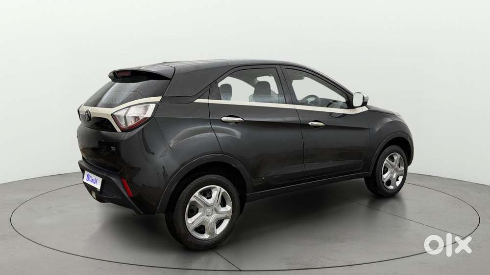 Tata Nexon 1.2 Revotron Xe, 2018, Petrol