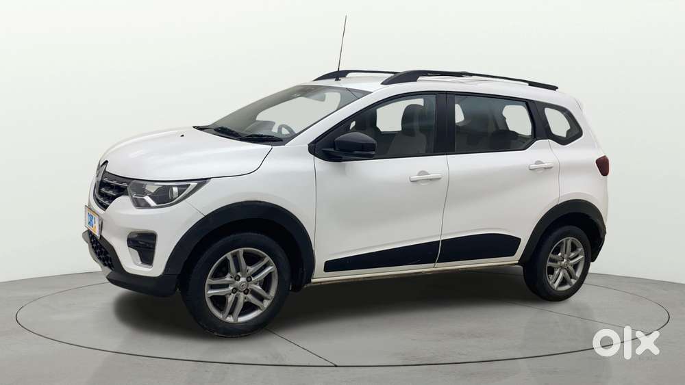 Renault Triber Rxz, 2022, Petrol