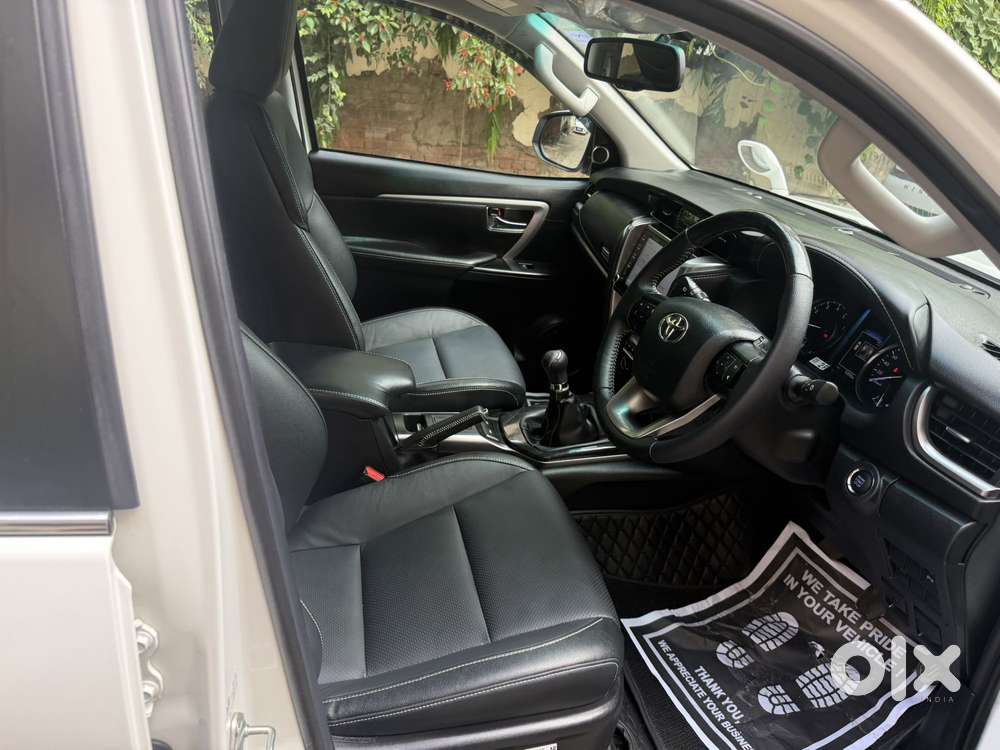 Toyota Fortuner 4x2 Mt 2.7 Petrol, 2024, Petrol