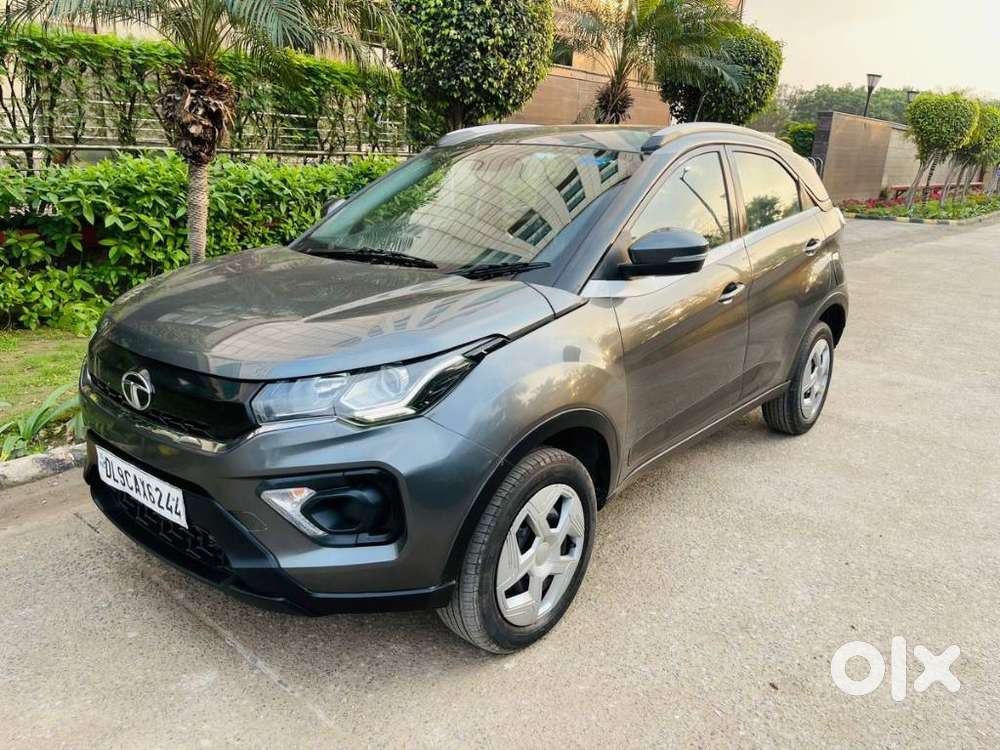 Tata Nexon 1.2 Revotron Xma Amt (s), 2022, Petrol