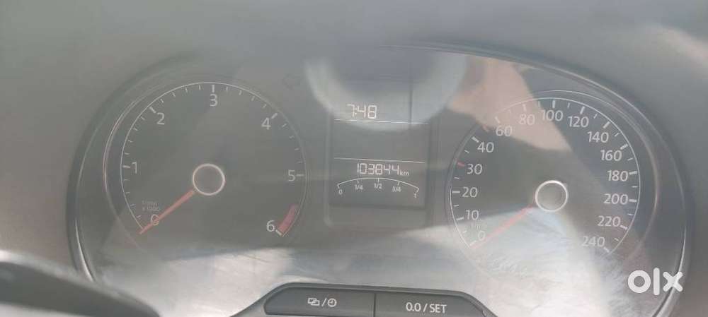 Volkswagen Vento 1.5 Tdi Highline Plus At, 2017