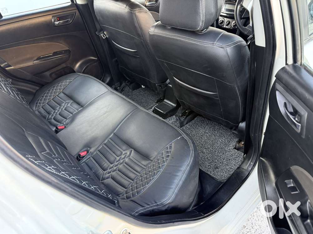 Maruti Suzuki Swift Vxi Abs Bsiv, 2014, Petrol