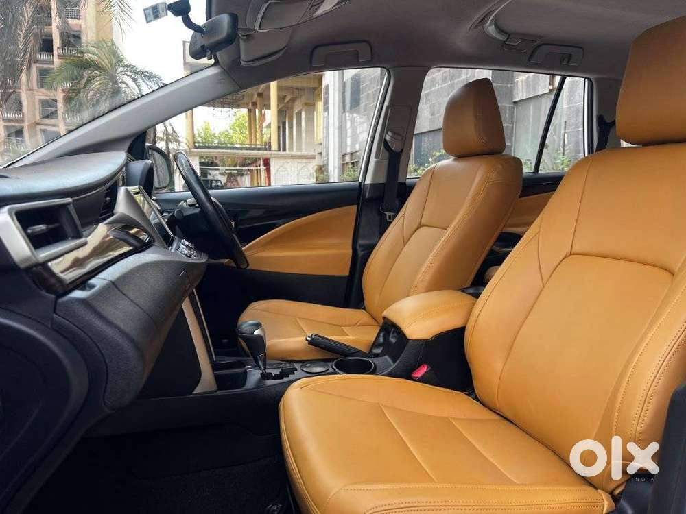 Toyota Innova Crysta 2.8z Automatic, 2016, Diesel