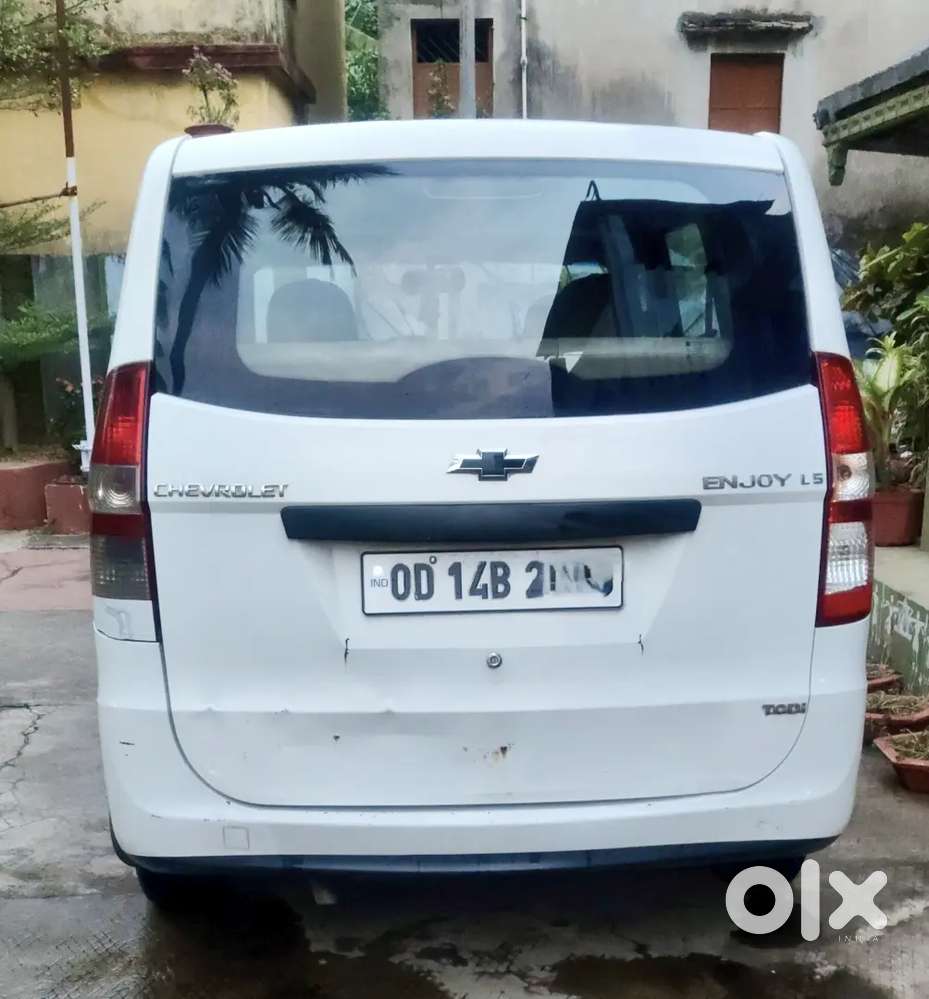 Selling Chevrolet Enjoy Diesel 2013