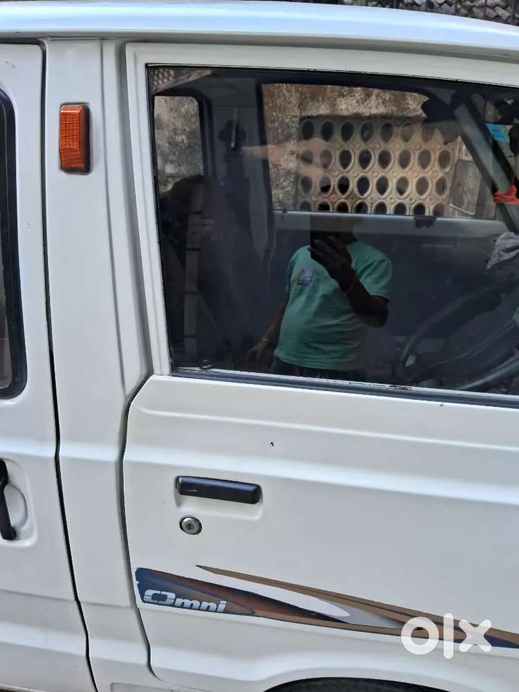 Maruti Suzuki Omni 2012