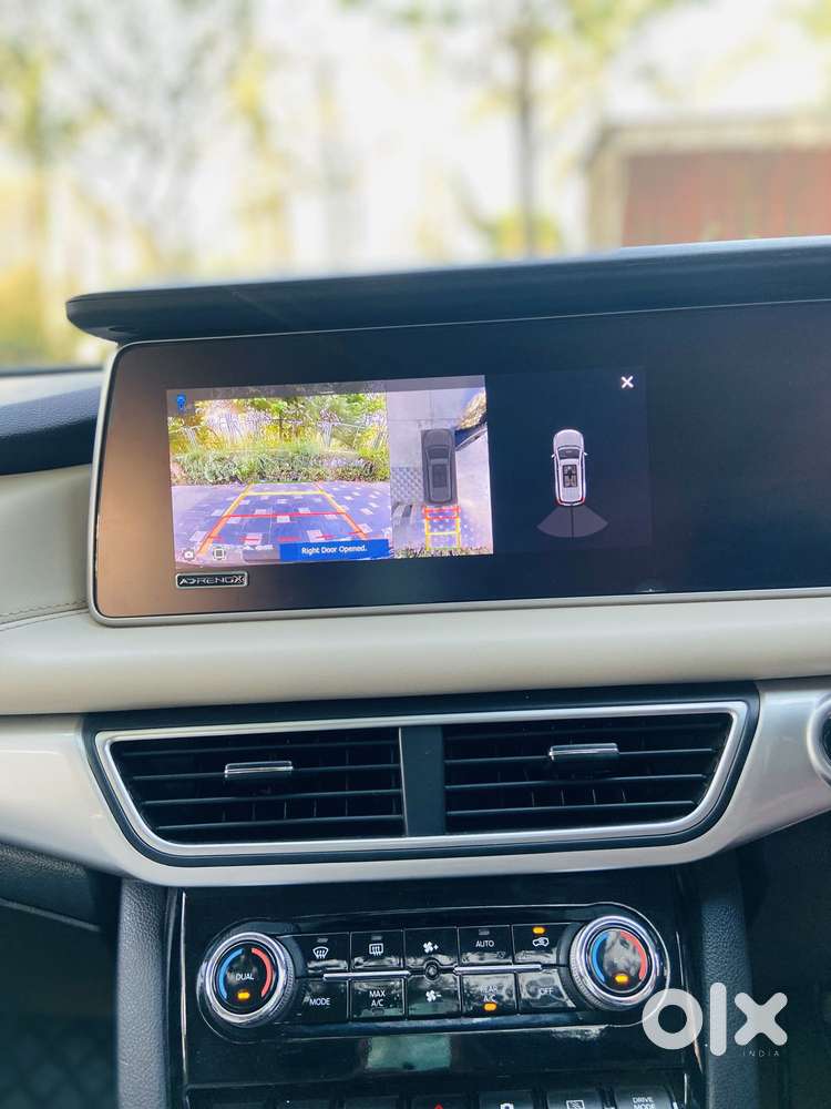 Mahindra Xuv700 2.2 Ax 7 Diesel At Luxury Pack Str Awd, 2023, Diesel