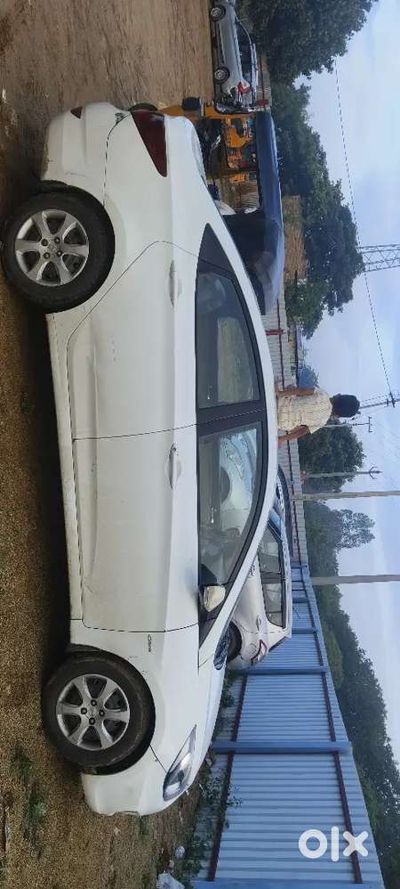 Hyundai Verna 1.6 Crdi 2013 Model Diesel