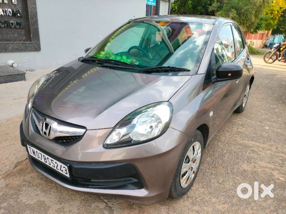 Honda Brio V Mt, 2012, Petrol
