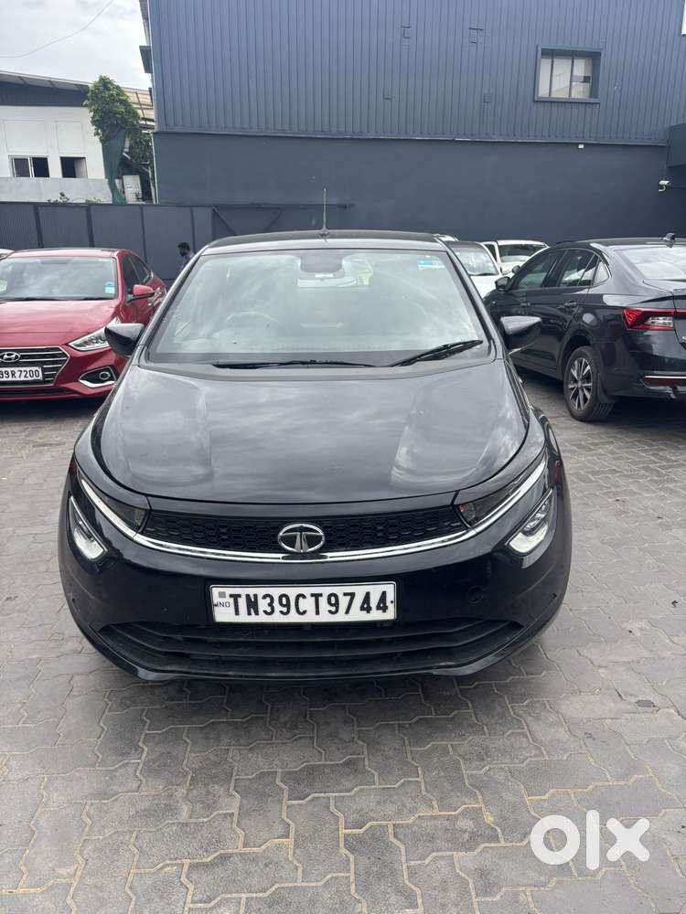 Tata Altroz 1.2 Xz Plus Dark Edition, 2022, Petrol