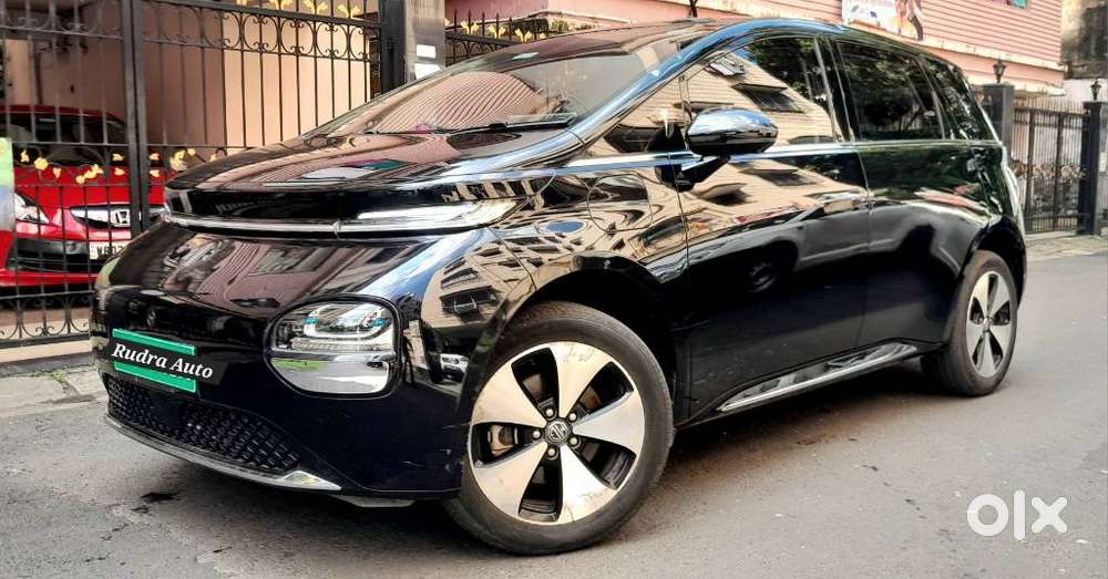 Mg Windsor Ev Essence, 2024, Electric
