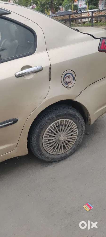 Maruti Suzuki Dzire Lxi 2010