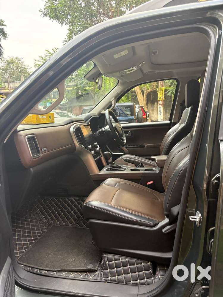 Mahindra Scorpio-n 2.0 Z8 L Petrol At 6 Str, 2023, Petrol