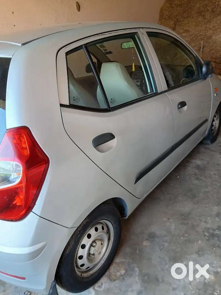 Hyundai I10 2012 Petrol 65000 Km Driven