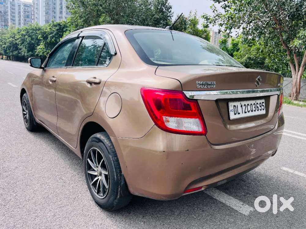 Maruti Suzuki Dzire 1.2 Vxi Amt, 2018, Petrol