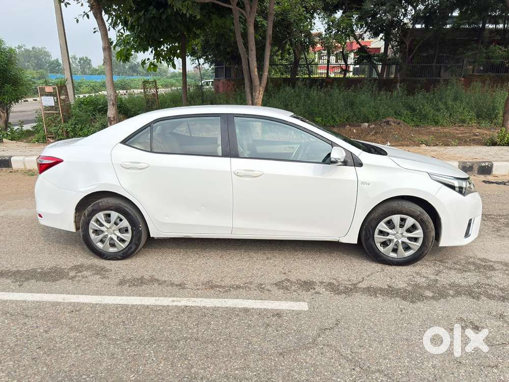 Toyota Corolla Altis 2015 Petrol 88000 Km Driven