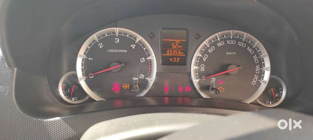 Maruti Suzuki Swift Dzire Vdi Optional, 2016, Diesel