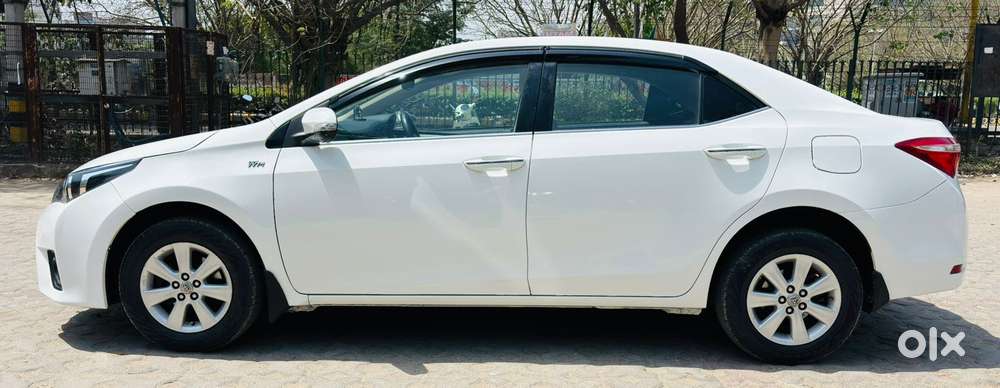 Toyota Corolla Altis 1.8 G, 2016, Cng & Hybrids