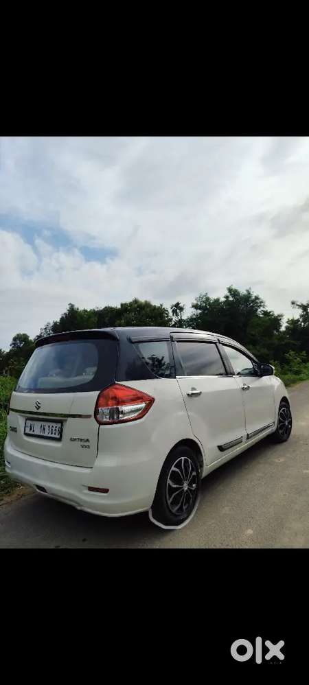 Maruti Suzuki Ertiga Vxi
