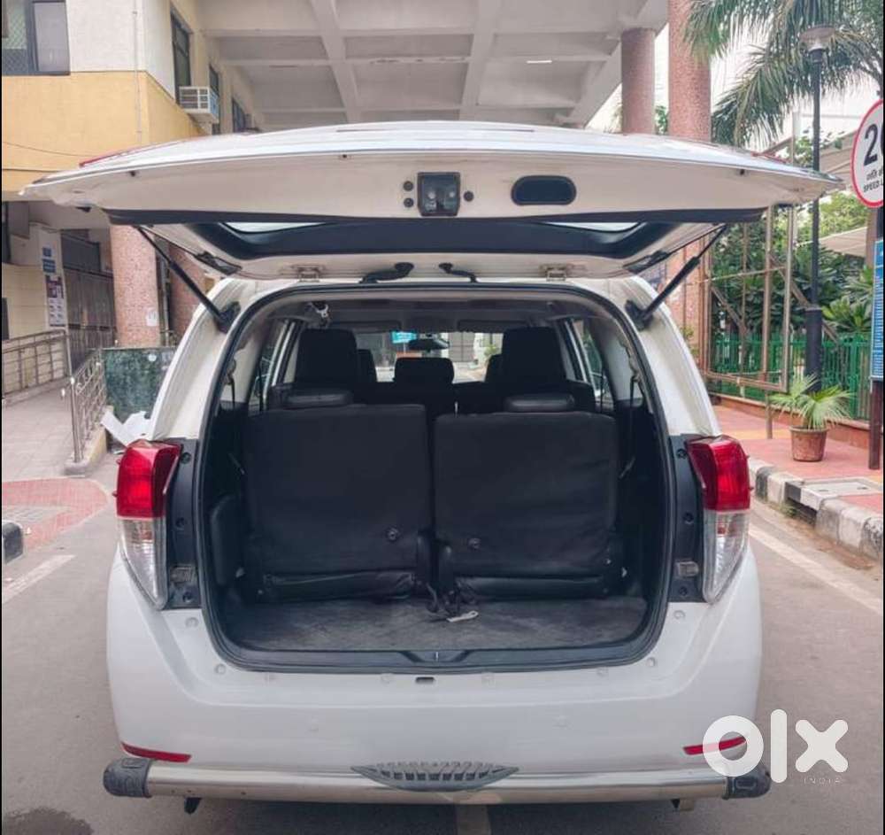 Toyota Innova Crysta 2.4 G Mt 8s, 2017, Diesel