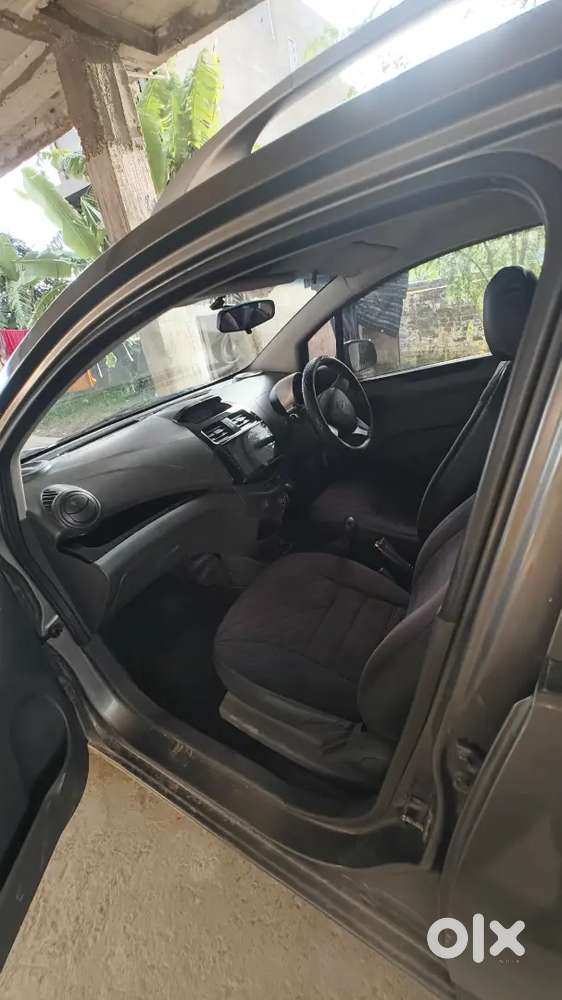 Chevrolet Beat Lt Petrol 2012